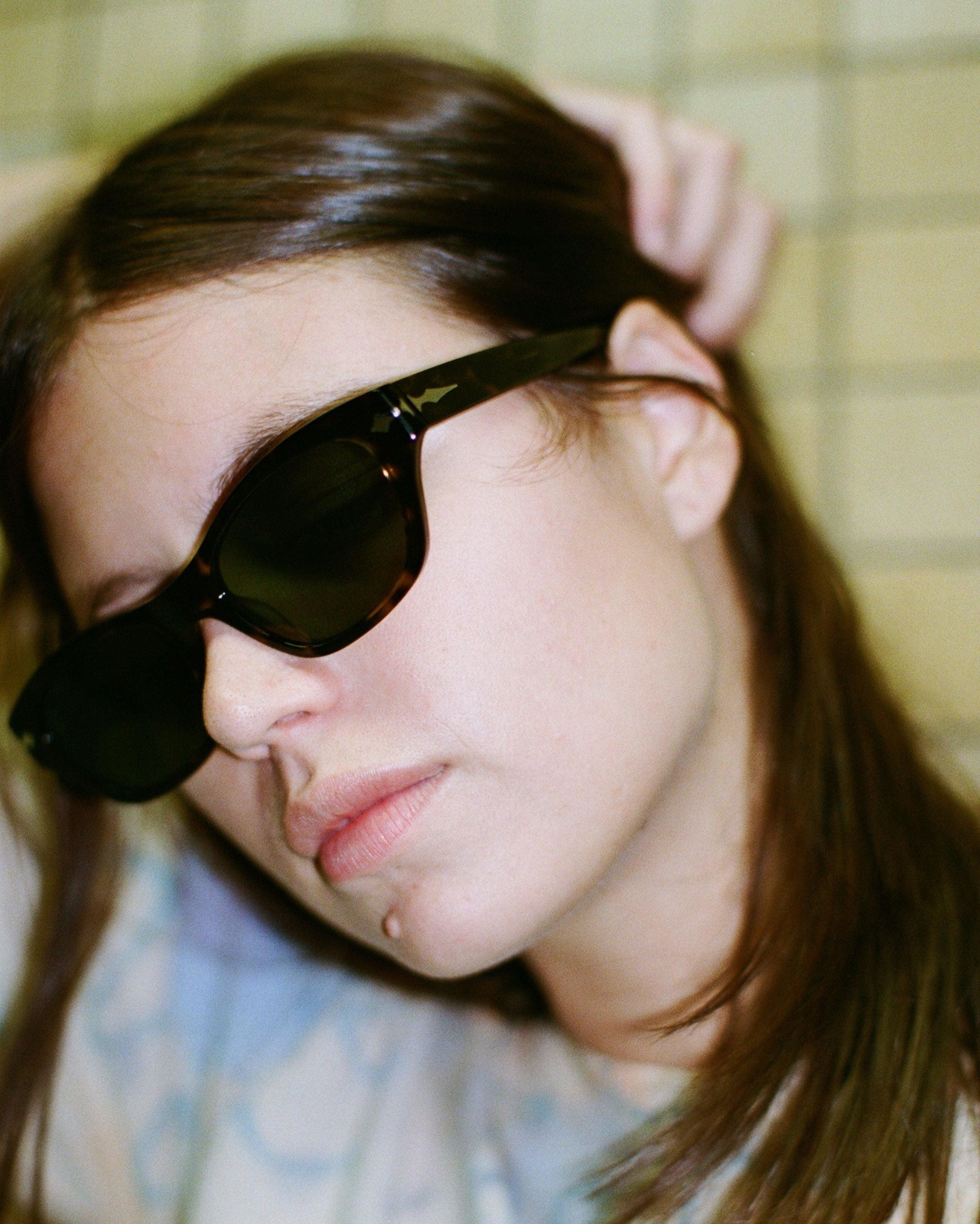 Frequency - Tortoise Polished / Green Polarized