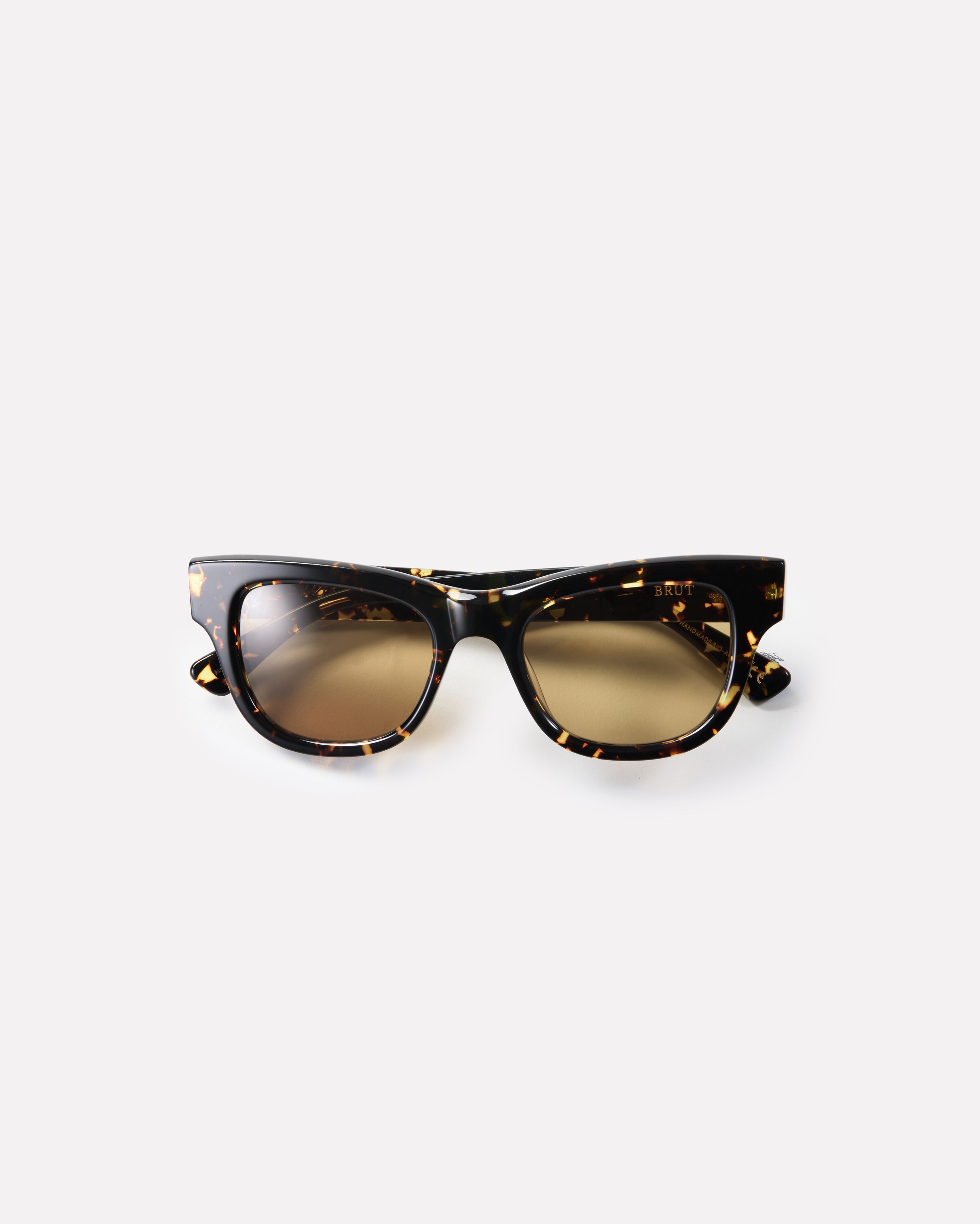 Brut - Crystal Dark Tortoise Polished / Amber