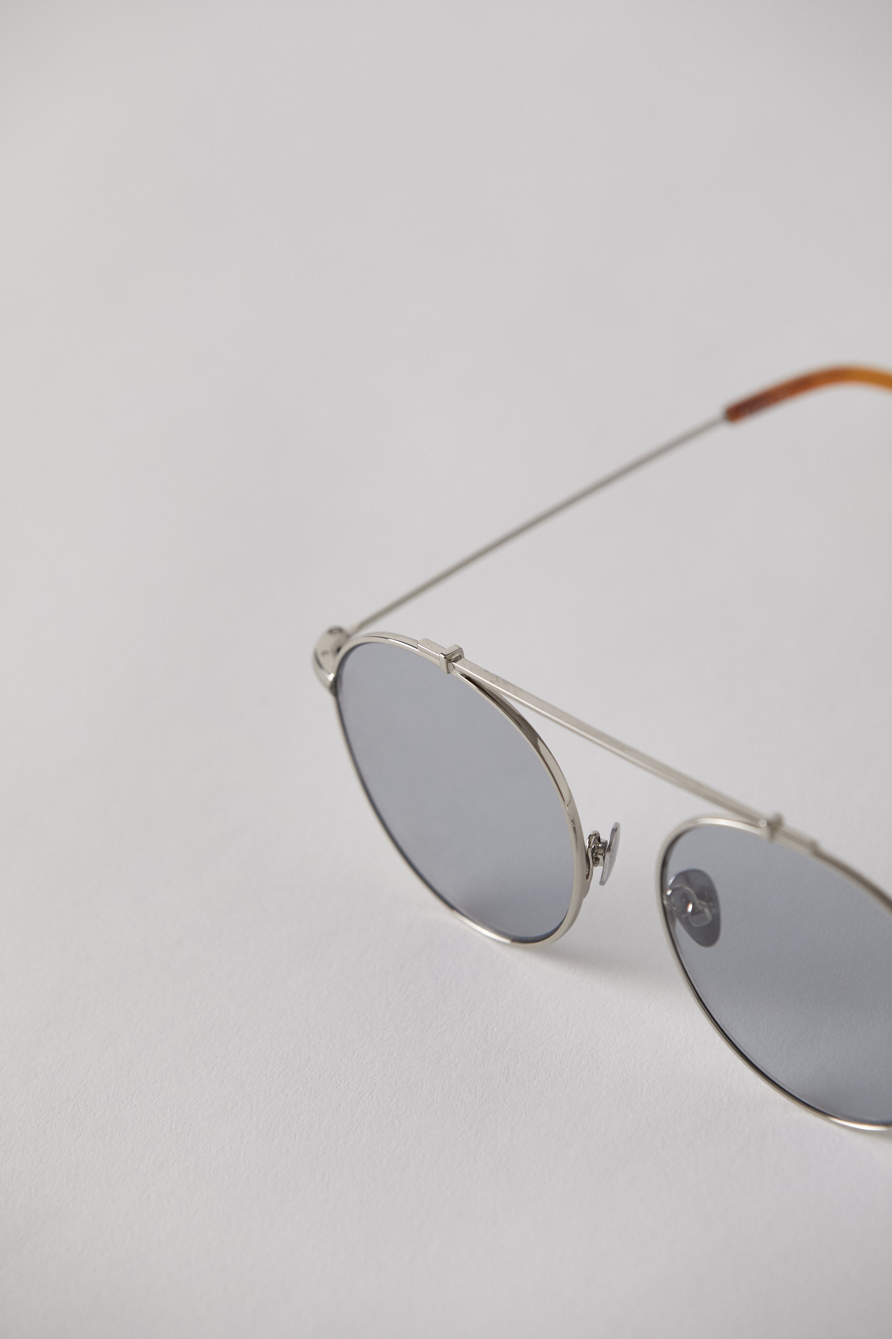 Xoa - Silver Polished / Light Grey - EPOKHE EYEWEAR Sunglasses #